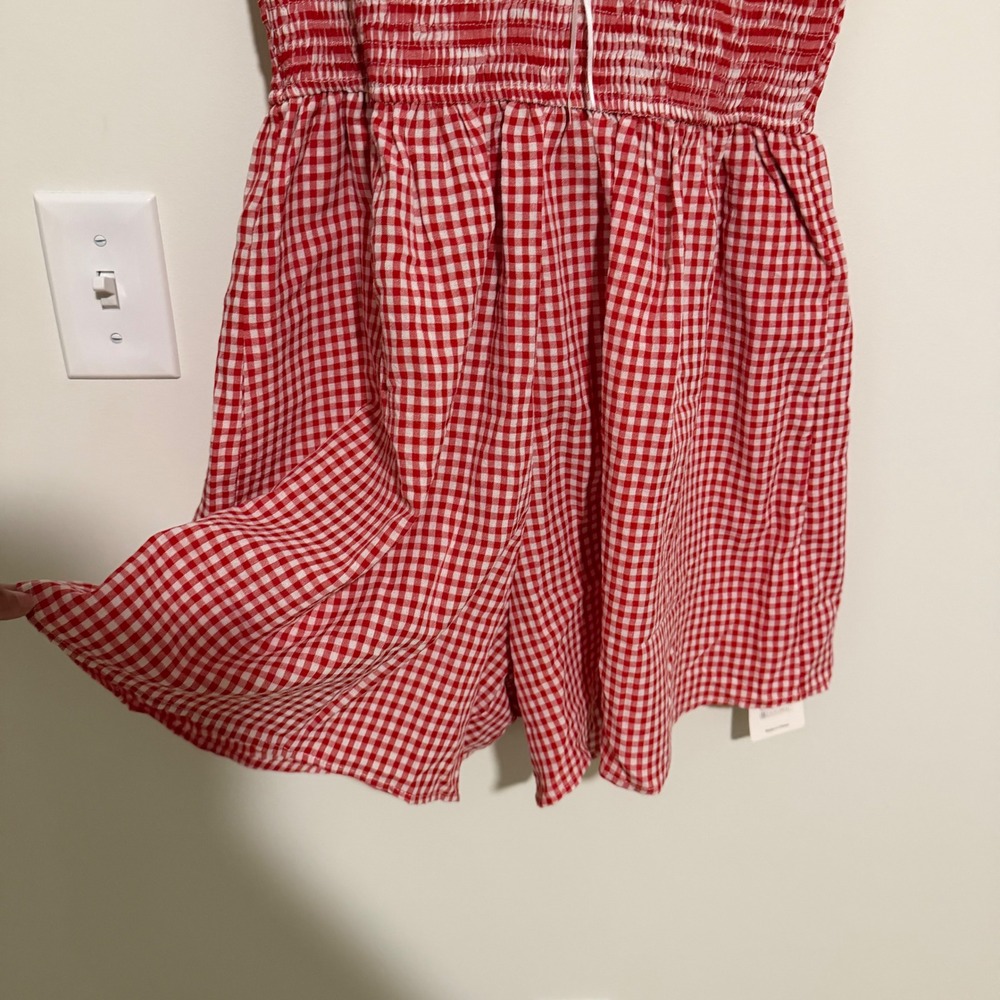 Fashion Red White Gingham Smocked Romper V-Neck Cap Sleeve Small NEW - Picture 4 of 4